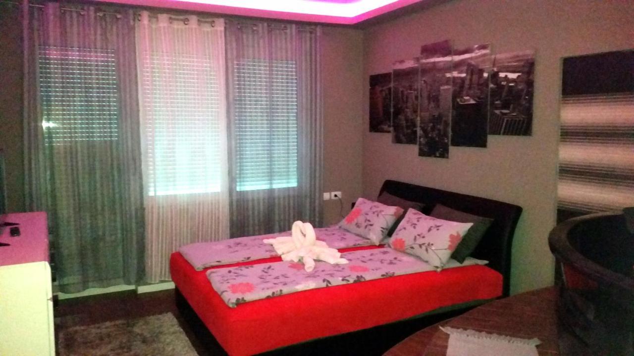 Ceca Apartman Nis Exterior photo
