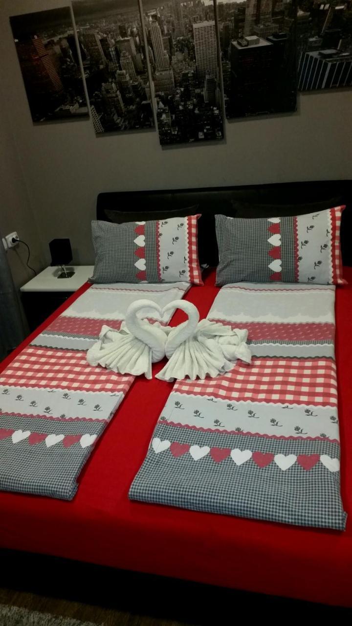 Ceca Apartman Nis Exterior photo