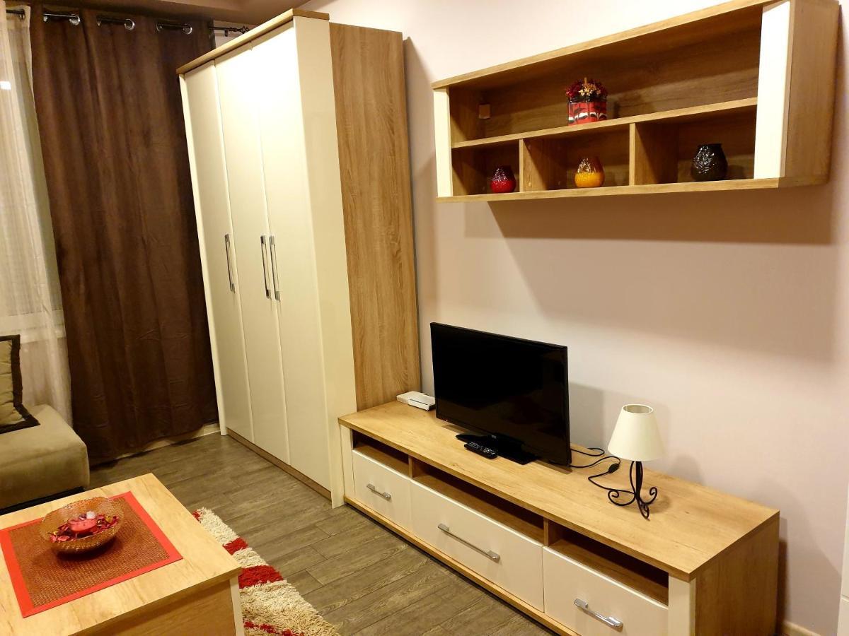 Ceca Apartman Nis Exterior photo